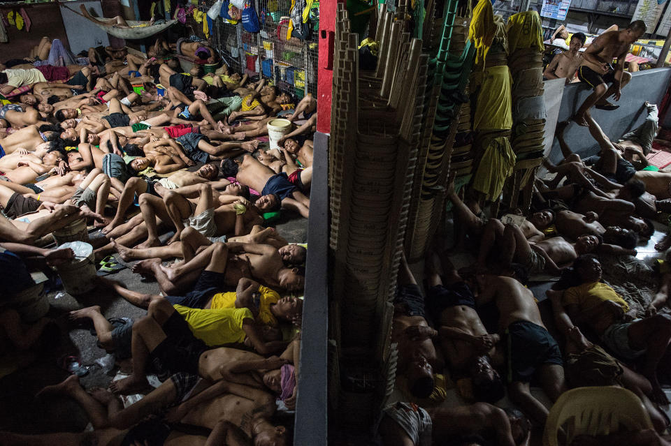 Photos reveal packed Quezon City Jail in the Philippines