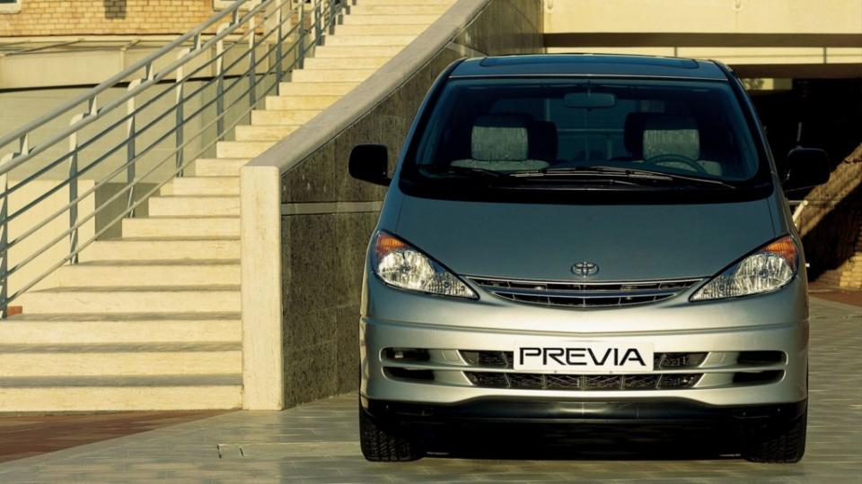 乃哥似乎特別喜歡Toyota Previa，他先是入手了第二代車型。(圖片來源/ Toyota)