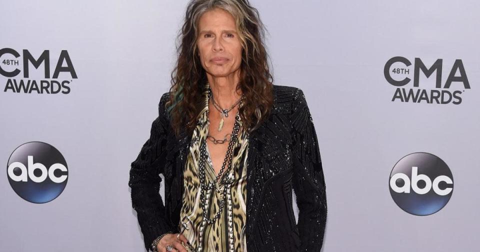 Steven Tyler at the 2014 Country Music Awards