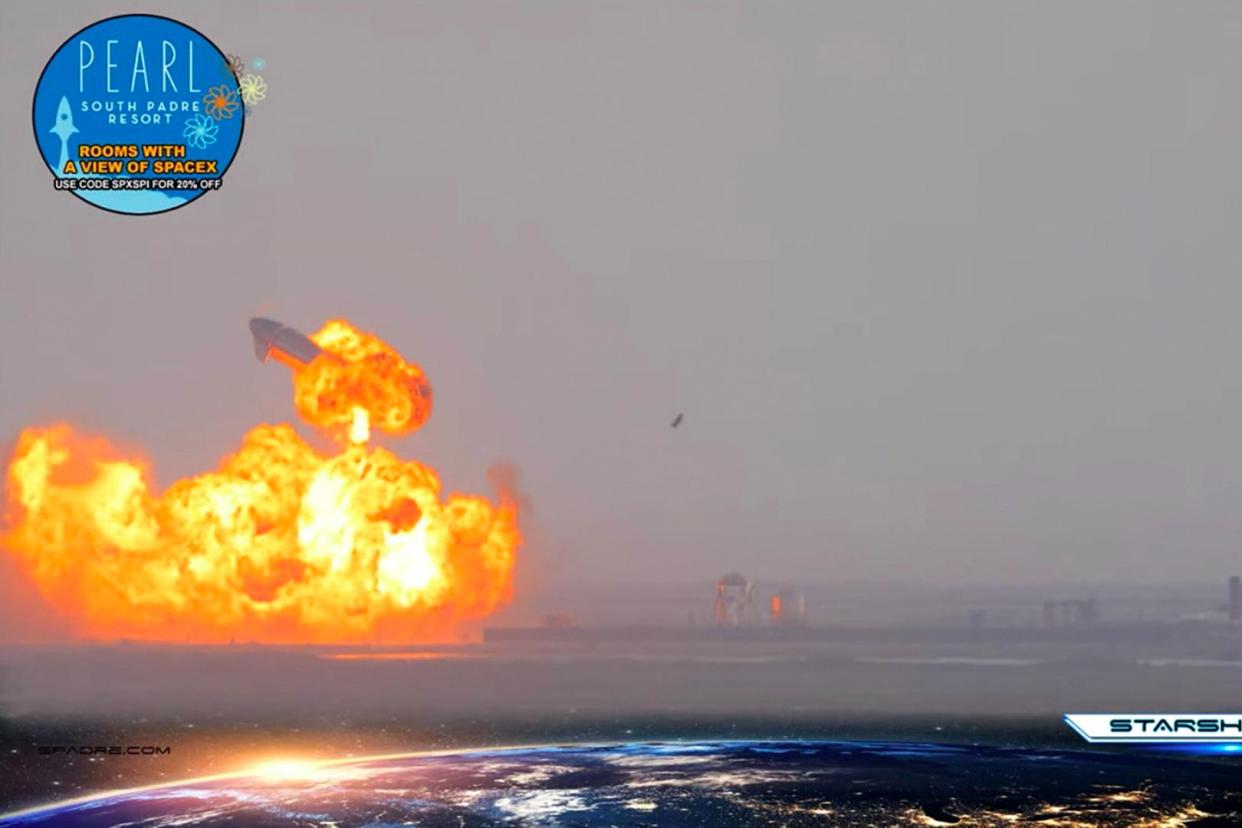 SpaceX Starship SN10 explodes after liftoff at South Padre Island, Texas (via REUTERS)