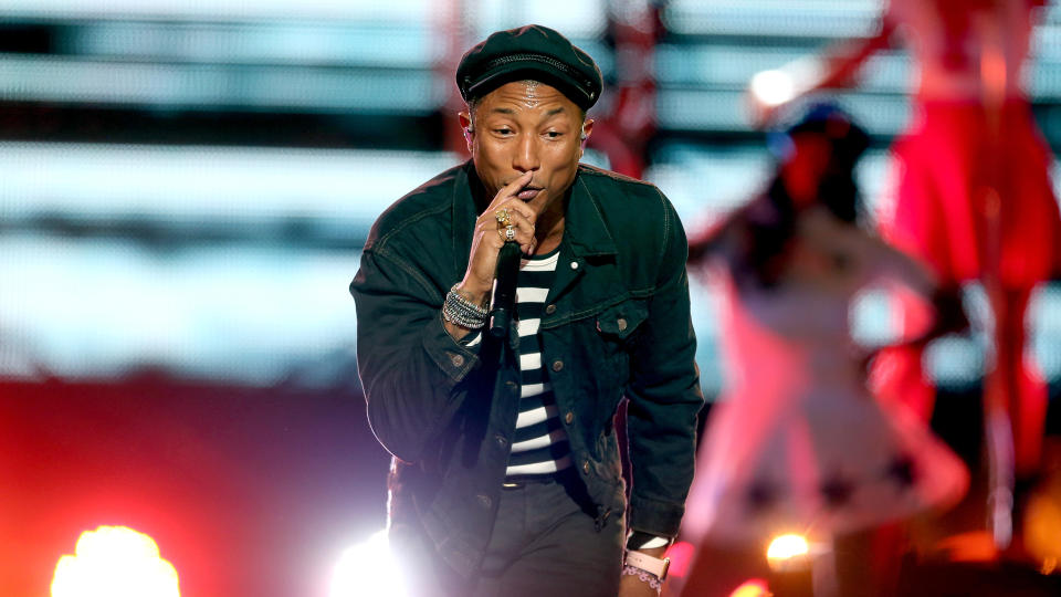 LOS ANGELES, CA - AUGUST 30:  Recording artist Pharrell Williams performs on the Pepsi Stage, during the 2015 MTV Video Music Awards, at The Orpheum Theatre on August 30, 2015 in Los Angeles, California.