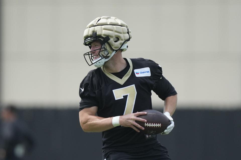 New Orleans Saints tight end Taysom Hill runs through drills at the team’s NFL football minicamp in Metairie, La., Thursday, June 15, 2023. | Gerald Herbert, Associated Press