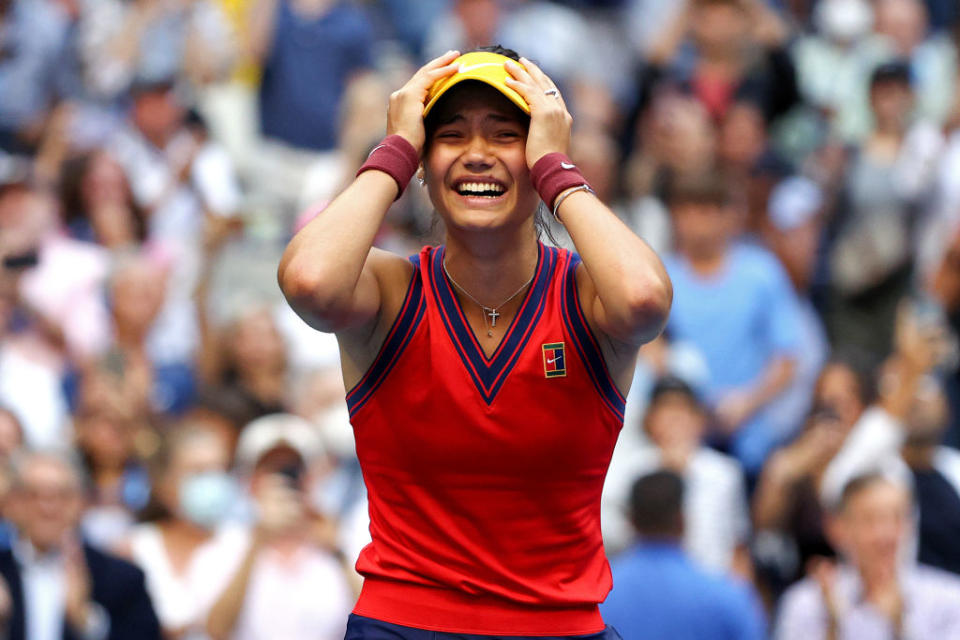 Emma Raducanu celebrates winning the 2021 US Open. (Getty)
