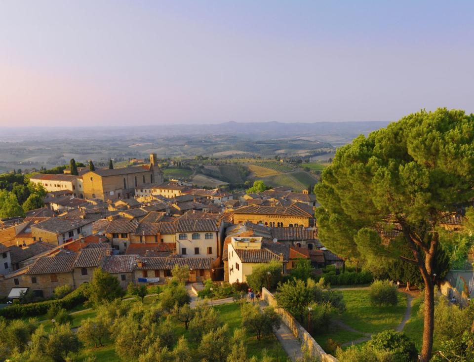 italy,tuscany,san gimignano at sunset