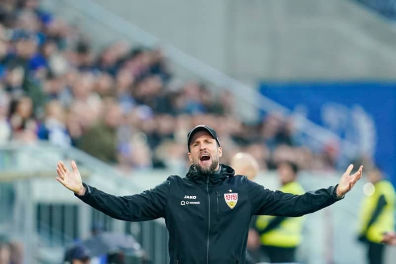 Stuttgart coach Sebastian Hoeness reacts during the German Bundesliga soccer match between SV Darmstadt 98 and VfB Stuttgart at the Merck-Stadion am Boellenfalltor. VfB Stuttgart want to renew the contract of their successful coach Sebastian Hoeness beyond 2025, according to German news reports on Thursday. Uwe Anspach/dpa