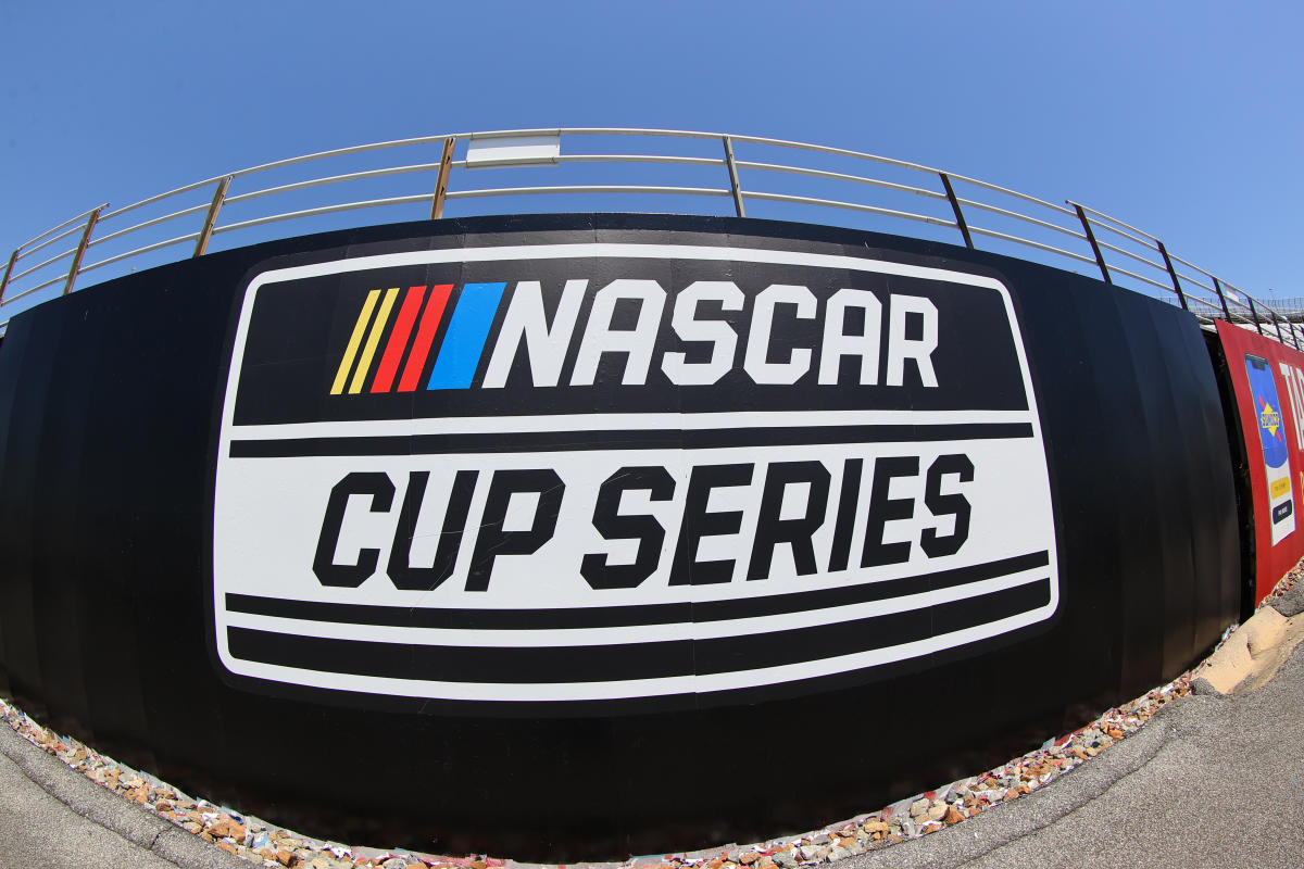 #Unhappy with revenue negotiations, team owners boycott meeting with NASCAR