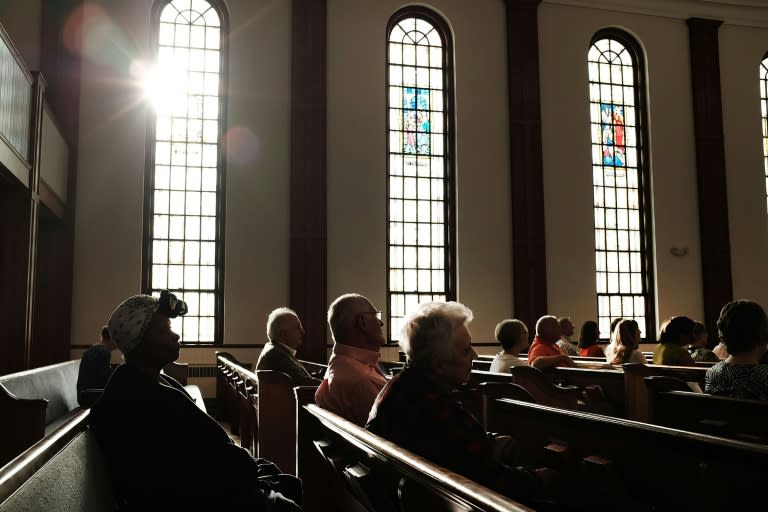 A prayer service at a United Methodist Church in Knoxville, Tennessee (SPENCER PLATT)