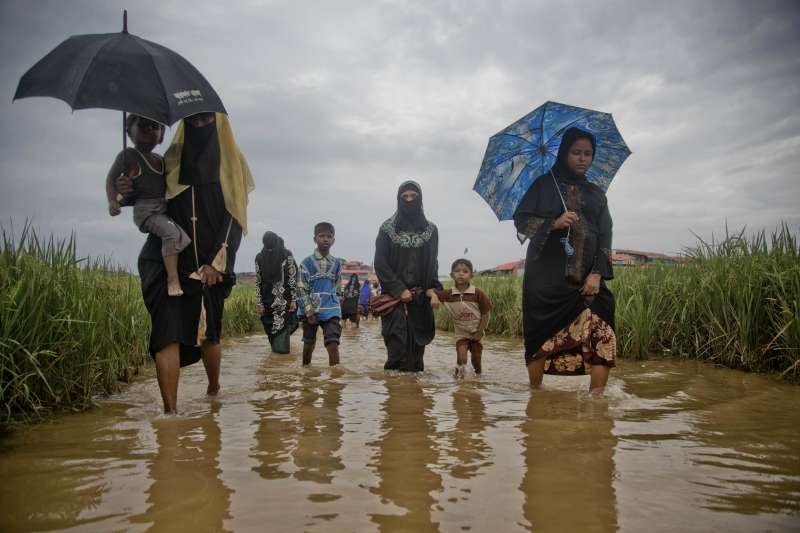 孟加拉鄰近緬甸邊境，收留數十萬羅興亞人的難民營（AP）