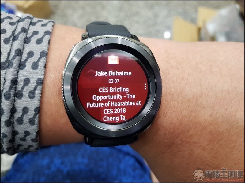 Samsung Gear Sport 開箱 好看又好用的全能金屬運動智慧錶
