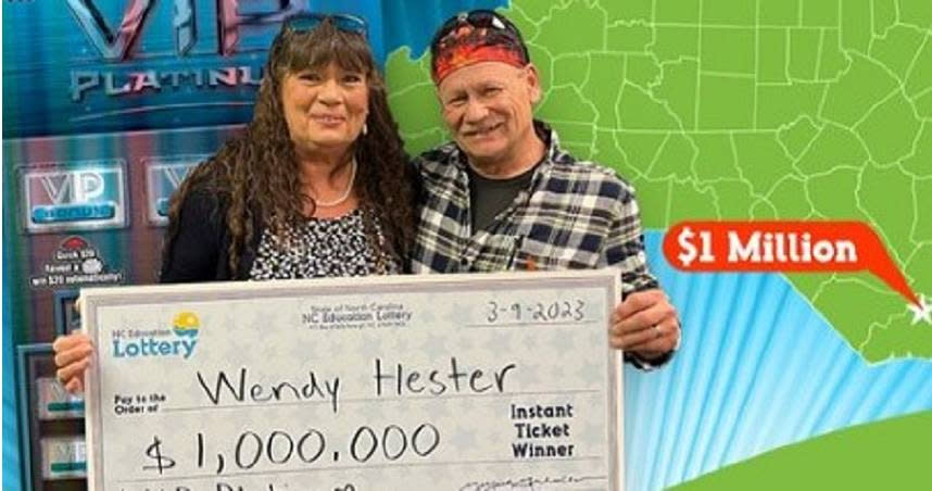 海斯特中了3000萬大獎。（圖／翻攝NC Education Lottery推特）