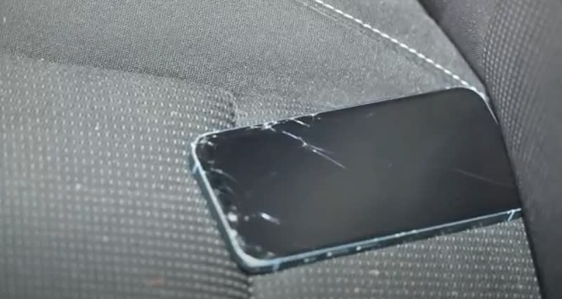 This cell phone was left behind by 2 teenage would-be carjackers in Gresham, September 24, 2023 (KOIN)