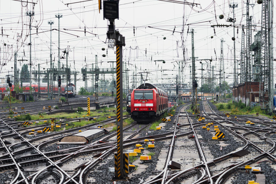DB-Schienennetz am Frankfurter Hauptbahnhof. (Bild: Getty Images)