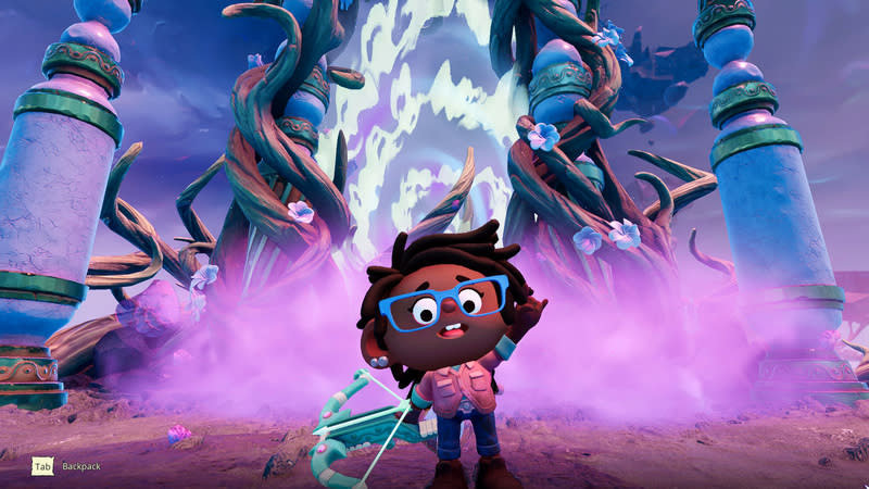 Un personaje de dibujos animados que sostiene una ballesta se encuentra frente a un portal flanqueado por ramas de árboles retorcidas.