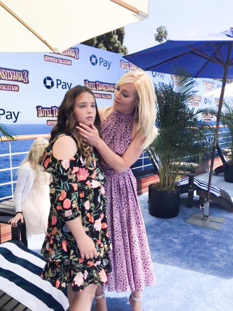 Elisabeth Röhm and daughter Easton