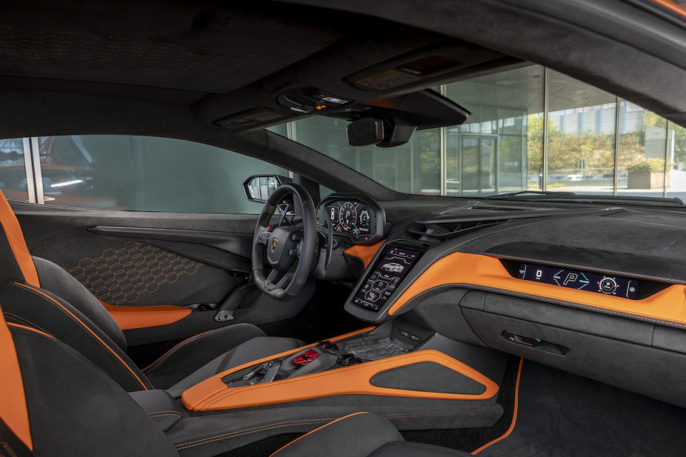 The Lamborghini Revuelto interior (credit: Lamborghini)