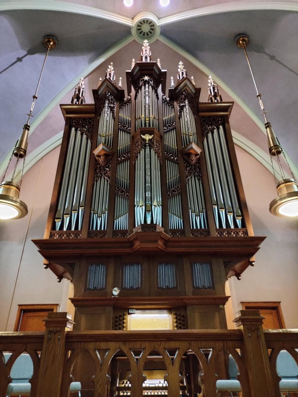 There are organists born in this century writing organ music that sounds like rock music, or pop music.