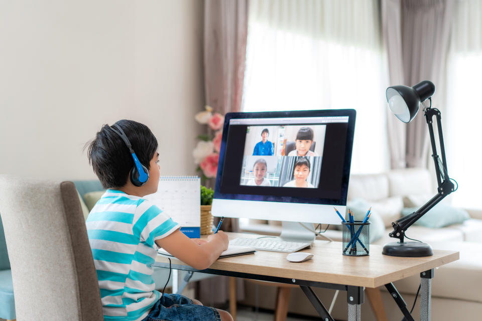 Students are logging into so much more than Zoom—and there are passwords for everything. (Photo: Getty)