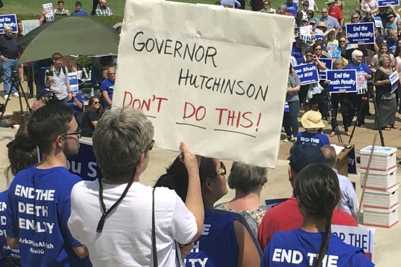 阿肯色州的抗議遊行。（AP）