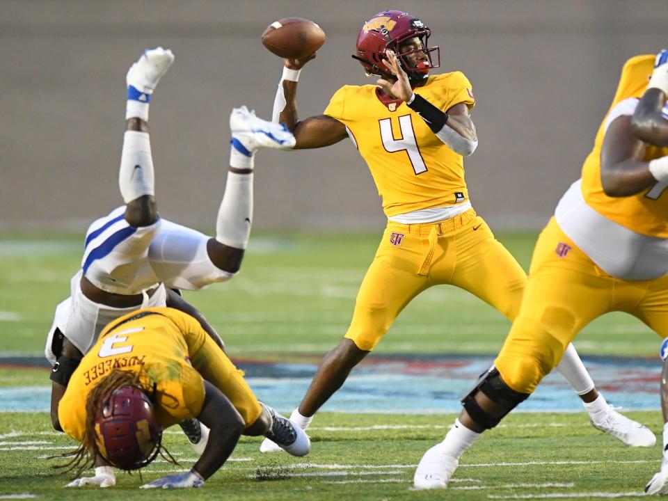 Fort Valley State, Emanuel Wilson run past Tuskegee football in Red