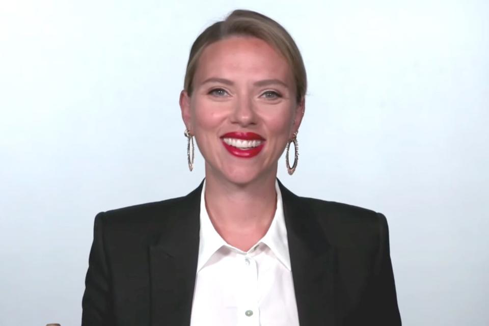 Scarlett Johansson Describes Her Very Pandemic Wedding with Colin Jost