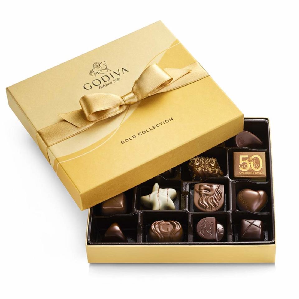 Godiva Chocolatier Classic Chocolate Gold Gift Box