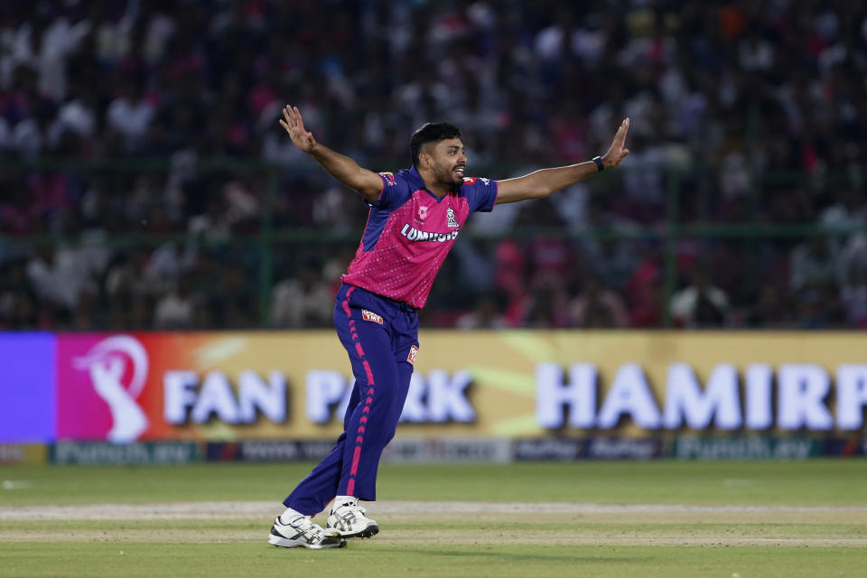Rajasthan Royals' Avesh Khan appeals successfully for the wicket of Gujarat Titans' Shahrukh Khan during the Indian Premier League cricket match between Gujarat Titans and Rajasthan Royals in Jaipur, India, Wednesday, April 10, 2024. (AP Photo/Surjeet Yadav)
