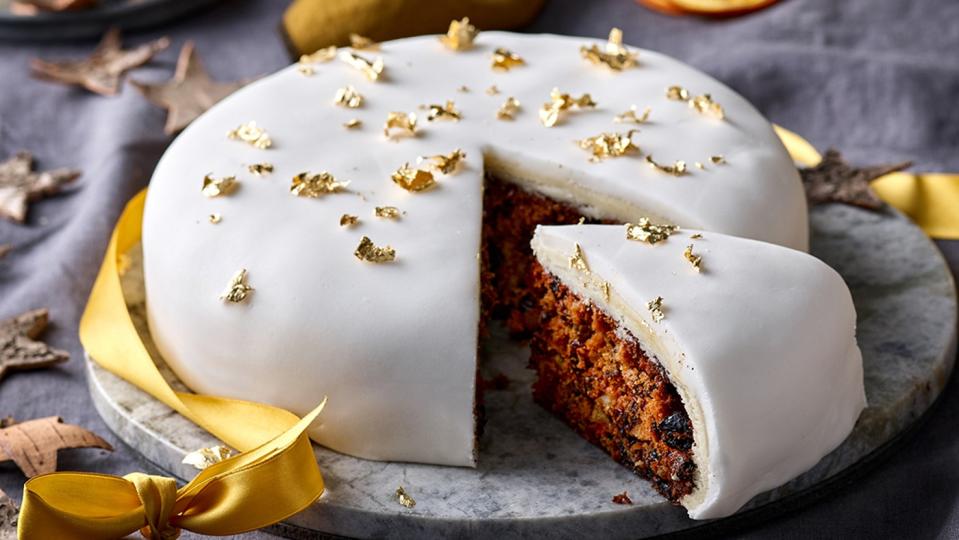 Doves Farm traditional Christmas cake