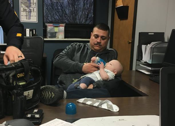 Deputies babysit for a fellow officer who was finishing an evening shift. (Photo: Facebook)