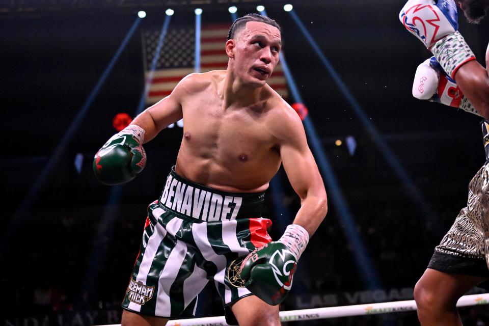 LAS VEGAS, NEVADA - NOVEMBER 25: David Benavidez (L) fights with Demetrius Andrade in a WBC super middleweight title fight at Michelob ULTRA Arena on November 25, 2023 in Las Vegas, Nevada. Benavidez retained his title with a TKO. (Photo by David Becker/Getty Images)