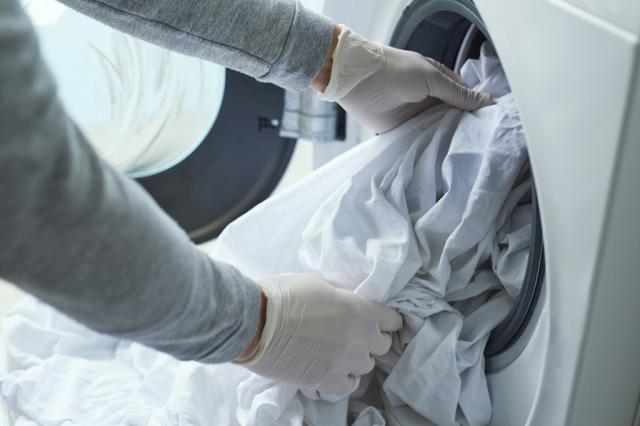 Cómo lavar la ropa correctamente en tiempos coronavirus?