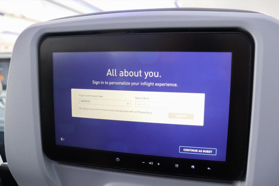 Flying JetBlue Airways Airbus A320 New Phase 2 Interior