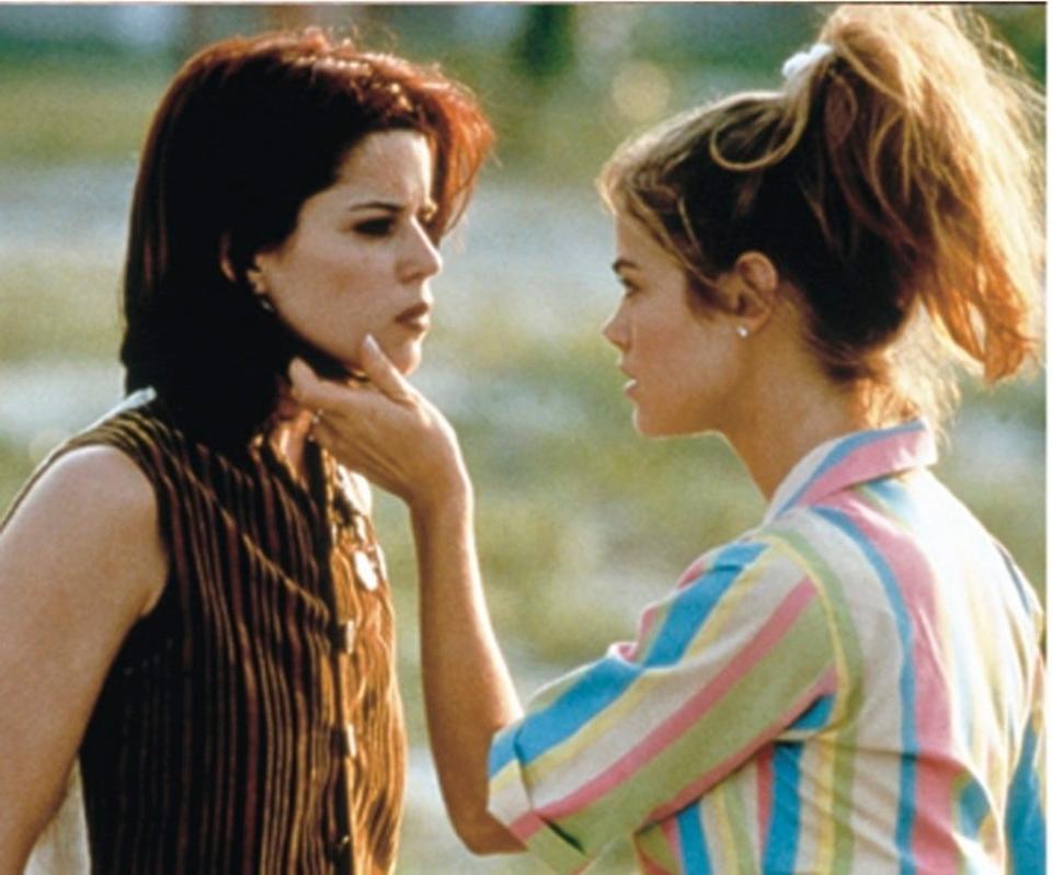 Neve Campbell and Denise Richards star in "Wild Things."