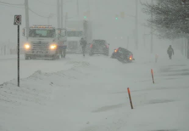 Travel excruciating due to record-breaking snowfall and wind gusts