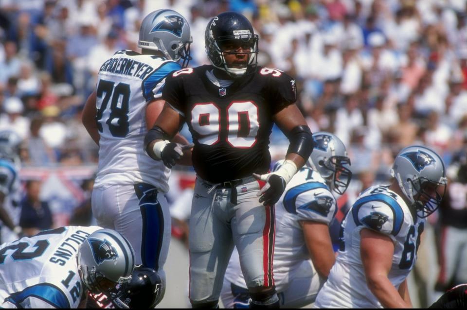 6 Sep 1998:  Defensive end Chuck Smith #90 of the Atlanta Falcons in action during a game against the Carolina Panthers at Ericsson Stadium in Charlotte, North Carolina. The Falcons defeated the Panthers 19-14. Mandatory Credit: Erik Perel  /Allsport