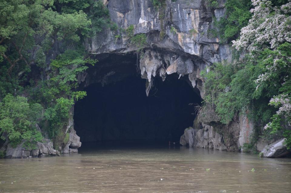 china cave mountain