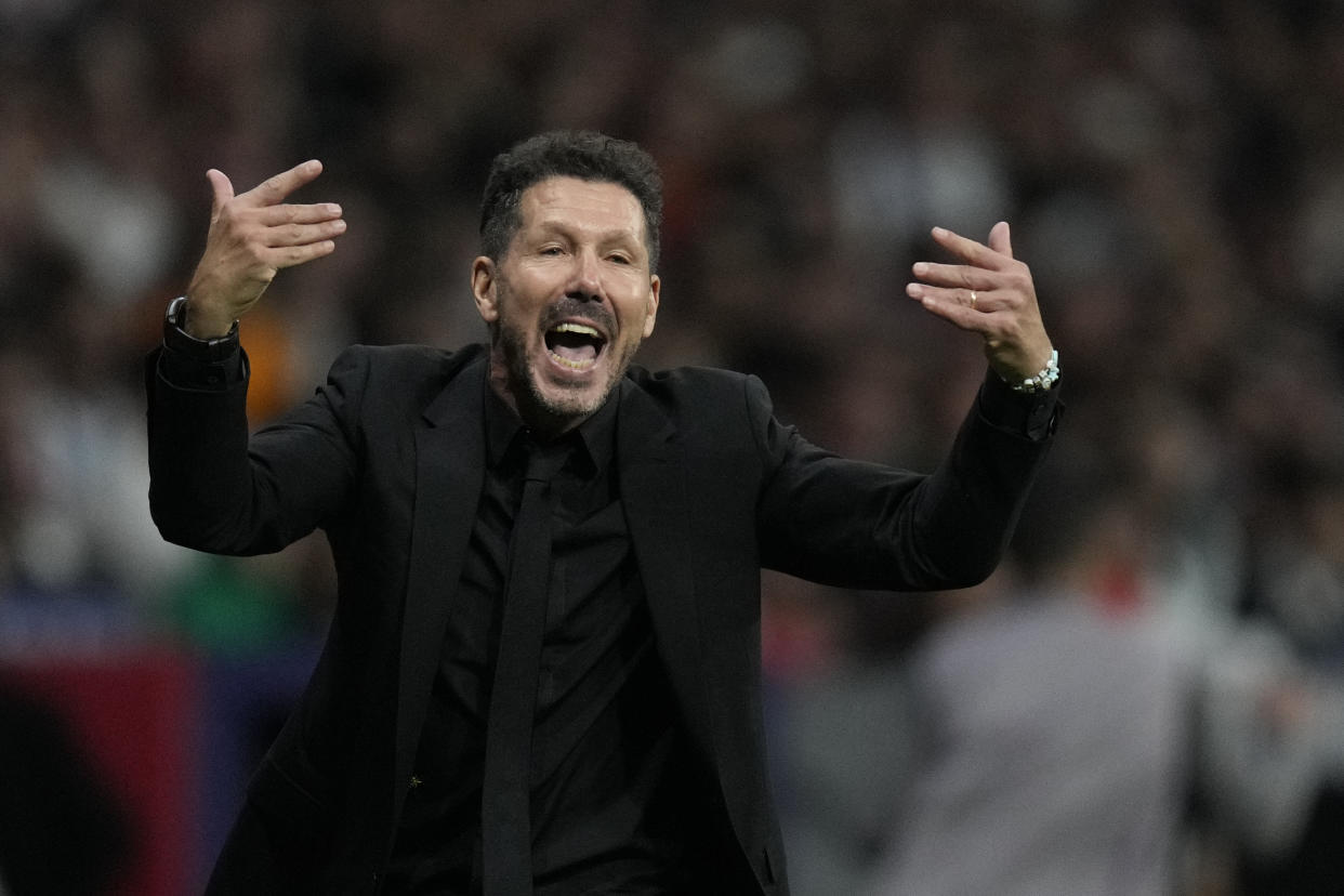 during the La Liga soccer match between Atletico Madrid and Real Madrid at the Metropolitano stadium in Madrid, Spain, Sunday, Sept. 29, 2024. (AP Photo/Bernat Armangue)