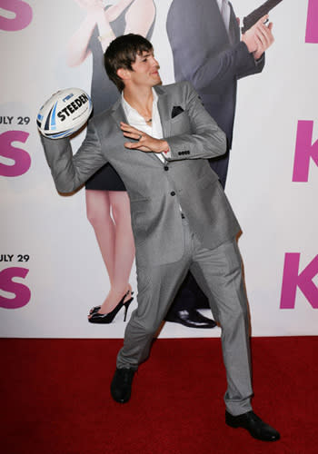 <p>Ashton Kutcher plays ball at the "Killers" premiere at Event Cinemas George Street on July 18, 2010 in Sydney, Australia.</p>