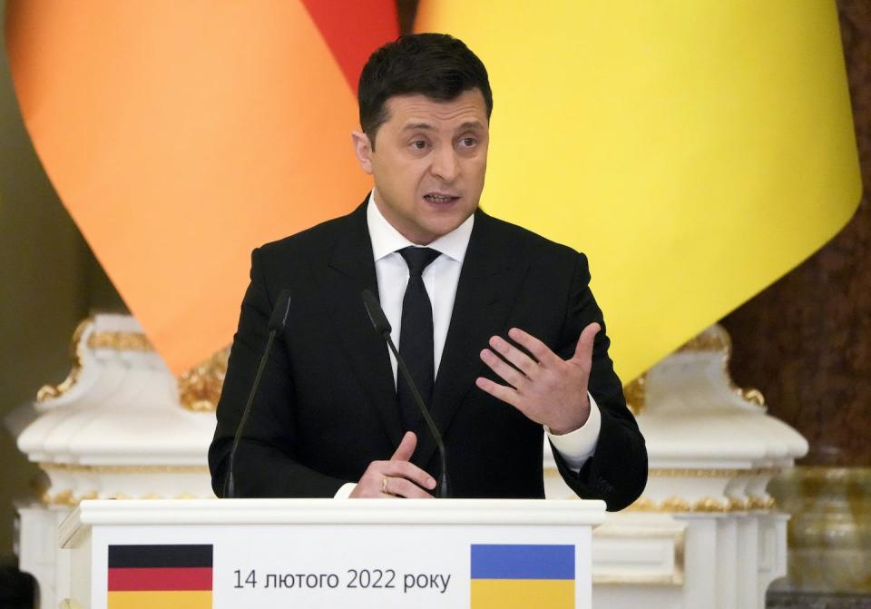 Ukrainian President Volodymyr Zelensky speaking at a news conference. <a href="https://newsroom.ap.org/detail/UkraineTensions/fa0392630c534b61b9e427f3cffa6fc4/photo?Query=volodymyr%20zelenskyy%202022&mediaType=photo&sortBy=&dateRange=Anytime&totalCount=348&currentItemNo=2" rel="nofollow noopener" target="_blank" data-ylk="slk:AP Photo/Efrem Lukatsky;elm:context_link;itc:0;sec:content-canvas" class="link ">AP Photo/Efrem Lukatsky</a>