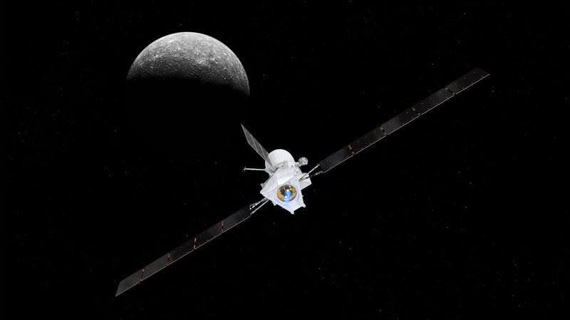Artist’s impression of the BepiColombo spacecraft with a view of Mercury in the background. - Illustration: ESA/ATG medialab; Mercury: NASA/JPL