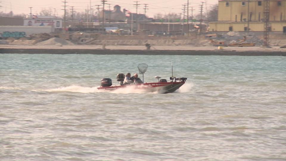 It was a record-breaking temperature day in Windsor on Monday, March 4 and Windsorites were out making the most of it on the Detroit River. 