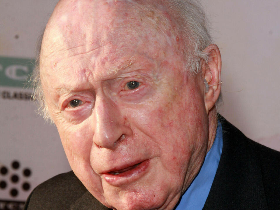 Norman Lloyd 2015 bei einem Auftritt in Los Angeles (Bild: Kathy Hutchins/Shutterstock.com)