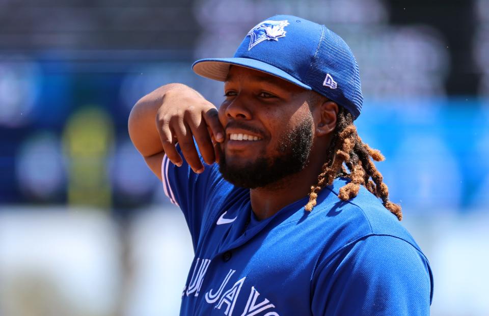 Mach 22: Vladimir Guerrero Jr. smiles against the Baltimore Orioles.