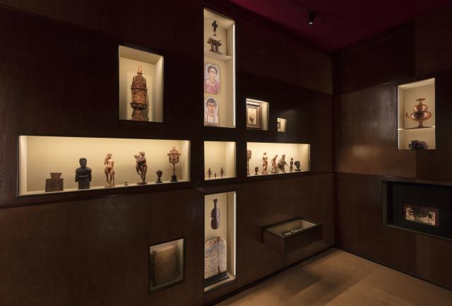 The Spitzmaus Mummy and Other Treasures,” a Project by Wes Anderson and  Juman Malouf, Opens at Fondazione Prada