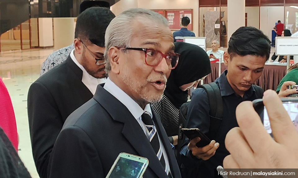 Najib's lead counsel Muhammad Shafee Abdullah.