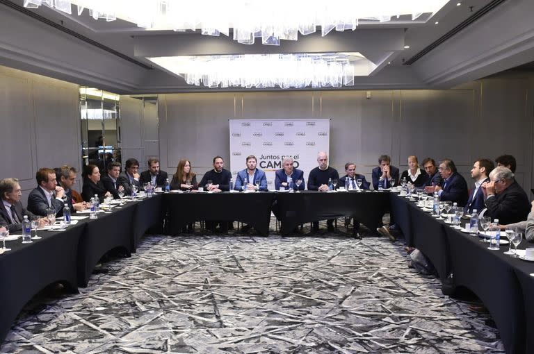 La reunión de Juntos por el Cambio en el Hotel Emperador, en Retiro