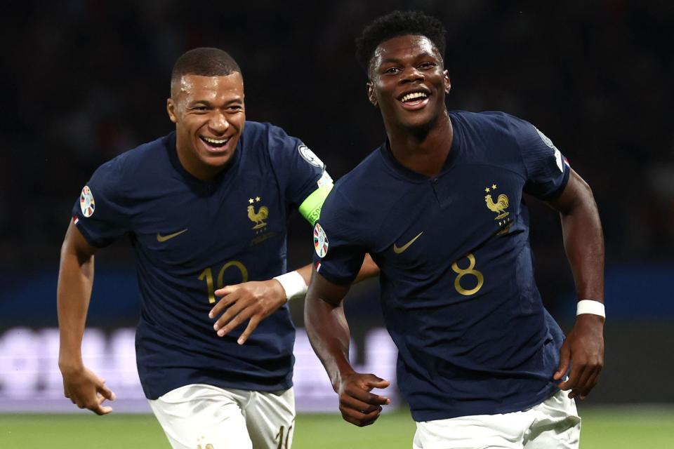 Kylian Mbappé heaps praise on two Real Madrid teammates