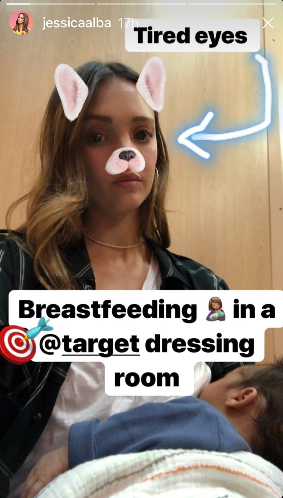 JESSICA ALBA BREASTFEEDING AT TARGET