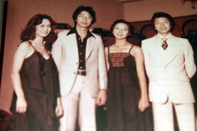 林燕妮（左1）林振強（左2）四姐弟相繼離世