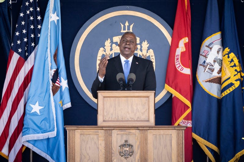 ANNAPOLIS, MARYLAND - MAY 26: Secretary of Defense Lloyd Austin delivers remarks during the U.S. Naval Academy Graduation and Commissioning Ceremony at the Naval Academy May 26, 2023 in Annapolis, Maryland. 