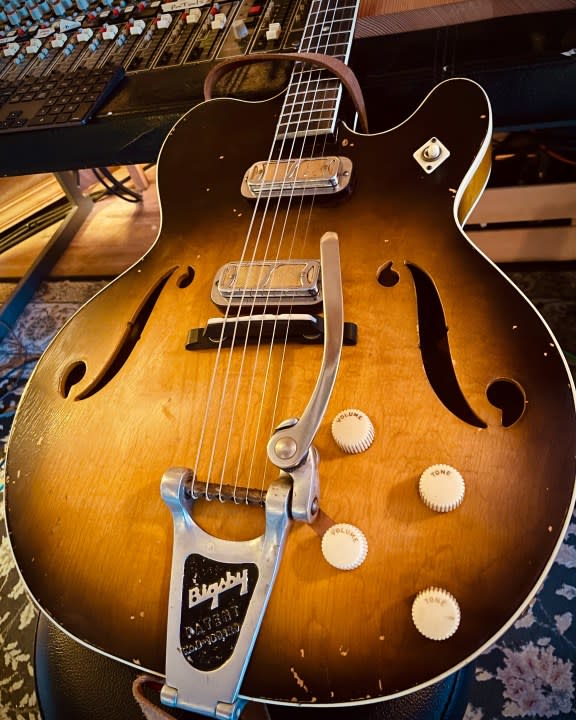 This Harmony Meteor H74 guitar was stolen from Collin Hegna's studio at the end of Feb. 2024 (Courtesy: Collin Hegna)